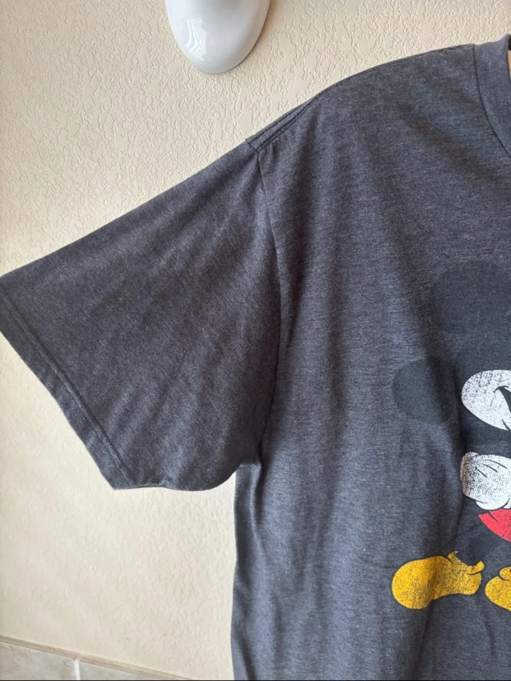 Disney Mickey Mouse Graphic Tee Shirt Short Sleeves Dark Gray Size Large - Picture 3 of 7